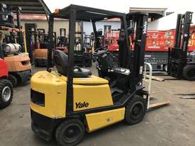 YALE FORKLIFT 1.5 TON 4.8M LIFT CONTAINER MAST - picture2' - Click to enlarge