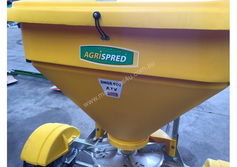 caption Reese SNGR660E Fertilizer/Manure Spreader Fertilizer/Slurry Equip