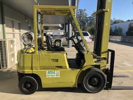 Mitsubishi FG 20 Forklift - picture0' - Click to enlarge