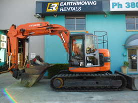 15.0 Tonne Excavator available for HIRE - Hitachi ZX135 - picture0' - Click to enlarge