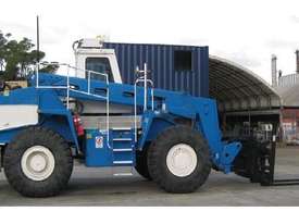 9T LIFTKING (7.3m Lift) 4WD Telehandler Diesel 200R Forklift - picture1' - Click to enlarge