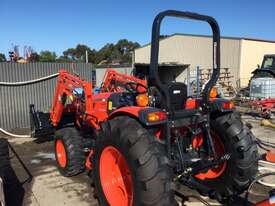 Kioti DK5810 FWA/4WD Tractor - picture2' - Click to enlarge