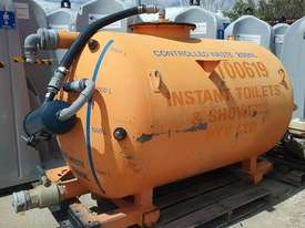 2000L Waste Tank with Vaccum Pump - picture0' - Click to enlarge