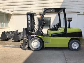 CLARK C50SD Counterbalance 5.0 Tonne Diesel Forklift - Hire - picture0' - Click to enlarge