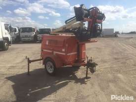 2011 JLG Industries 6308AN - picture2' - Click to enlarge