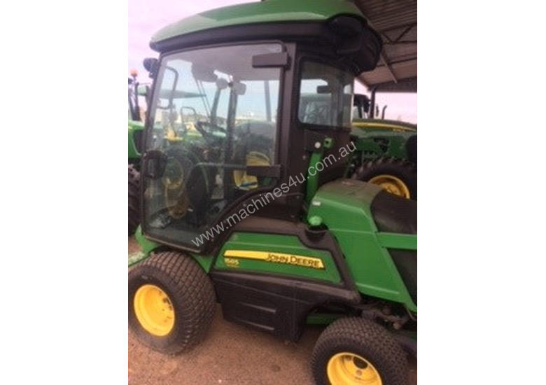 caption John Deere 1585 Front Deck Lawn Equipment