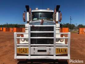 2014 Kenworth T659 - picture1' - Click to enlarge