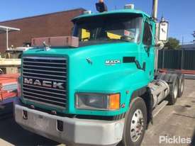 2001 Mack CH Fleet-Liner - picture2' - Click to enlarge