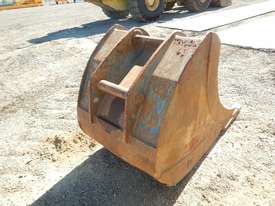 850mm Digging Bucket - picture1' - Click to enlarge