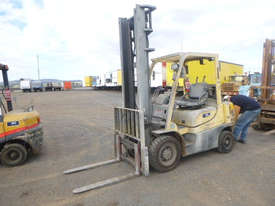 Hyster 2.5DX LPG / Petrol Counterbalance Forklift - picture1' - Click to enlarge