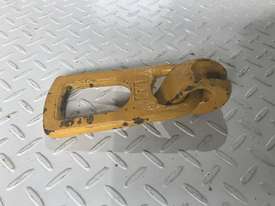 Auslift Swivel Panel Lifter Concrete Lifitng Clutches WLL 1-1.3 Tonne  - picture2' - Click to enlarge