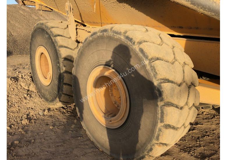 caption Volvo A40F