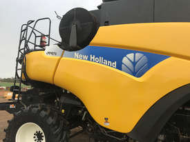 New Holland  Header(Combine) Harvester/Header - picture1' - Click to enlarge