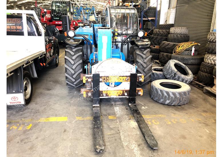 caption Genie 30.7 Telehandler