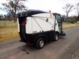 MacDonald Johnston CN101 Sweeper Sweeping/Cleaning - picture2' - Click to enlarge