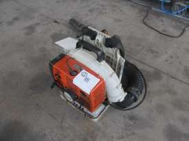 Stihl BR420 Backpack Blower - picture1' - Click to enlarge