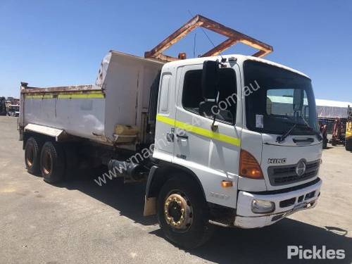 2008 Hino FM 500 2627