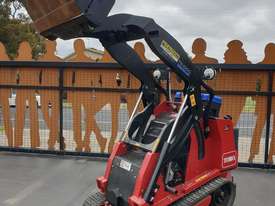 TX 1000 Wide Compact Utility Loader with Remote Control (RCTX1000) - picture1' - Click to enlarge