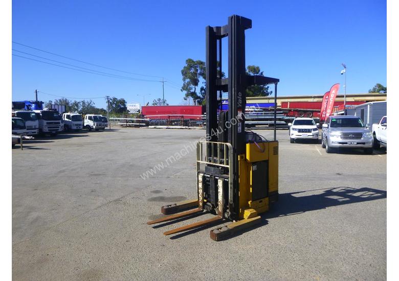 caption YALE NR035ADNL36TE131 Electric Reach Stacker (GA1260)