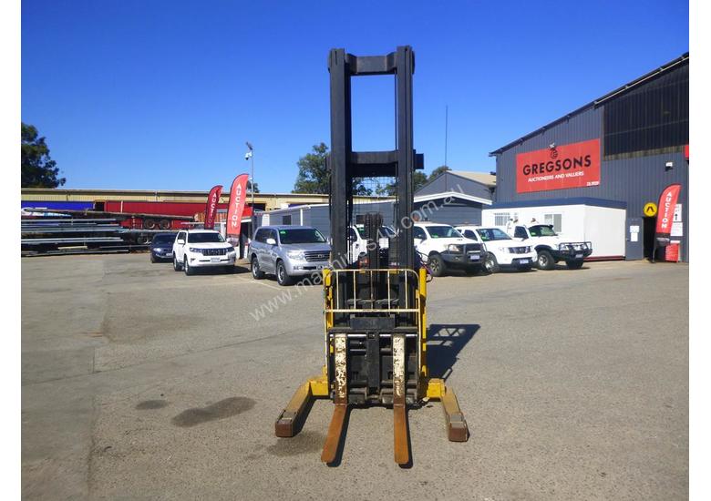 caption YALE NR035ADNL36TE131 Electric Reach Stacker (GA1260)