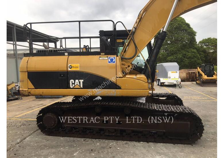 caption CATERPILLAR 329D Track Excavators