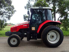 Massey Ferguson 5435 FWA/4WD Tractor - picture0' - Click to enlarge