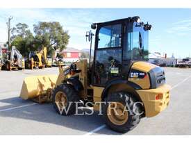 CATERPILLAR 903C Wheel Loaders integrated Toolcarriers - picture0' - Click to enlarge
