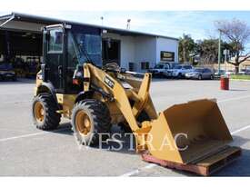 CATERPILLAR 903C Wheel Loaders integrated Toolcarriers - picture0' - Click to enlarge