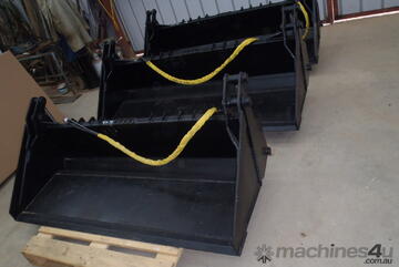   Skidsteer 4 in 1 Bucket  