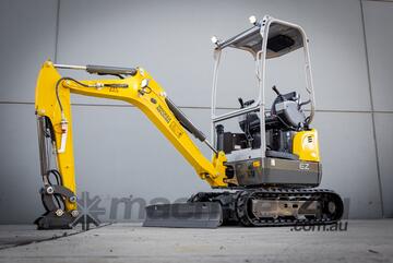 Wacker Neuson EZ17 Excavator Quick Hitch, Inc Bucket Set