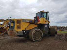 2011 Komatsu WA600-6 Wheel Loader *CONDITIONS APPLY* - picture1' - Click to enlarge