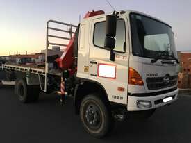 Immaculate Hino GT500 1322 4x4 Truck with remote Hiab  - picture0' - Click to enlarge