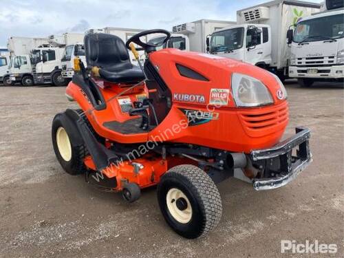 Kubota T2080