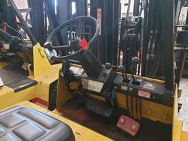 6 T Hyster Forklift - Hire - picture0' - Click to enlarge
