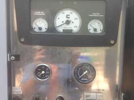 Towable diesel air compressor - picture0' - Click to enlarge