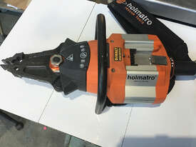 Holmatro Rescue Tool 24 Volt Battery Hydraulic Combitool Cutter Spreader BCT3120 - picture1' - Click to enlarge