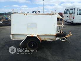 2001 LOADSTAR SINGLE AXLE ENCLOSED TRAILER - picture0' - Click to enlarge