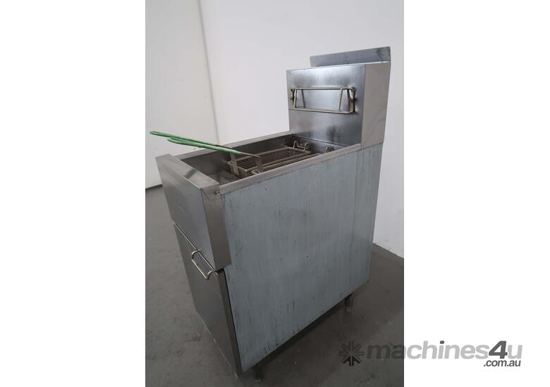 Used Dean SR42GN Single Deep Fryer in , Listed on Machines4u
