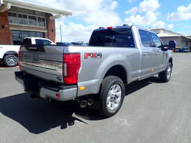 FORD 2021 F250 PLATINUM SUPER DUTY CREW CAB 4X4 PICK UP TRUCK - picture1' - Click to enlarge