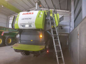 Claas Lexion 770TT Header(Combine) Harvester/Header - picture0' - Click to enlarge