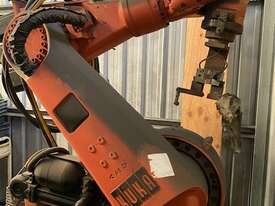 Industrial Robot Kuka - picture0' - Click to enlarge