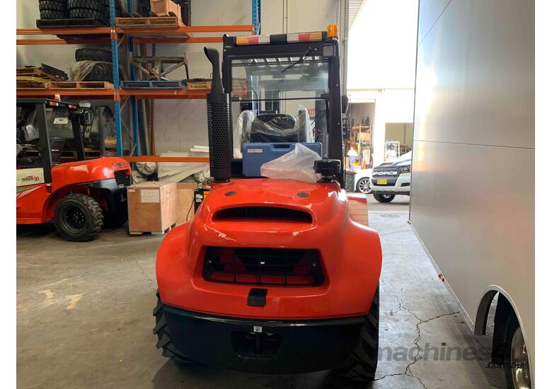 New 3.5ton 2WD Rough Terrain Forklift / 4m lift / 3 stage mast / Diesel