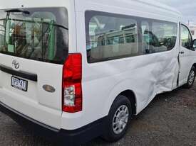 Toyota Hiace H300 - picture0' - Click to enlarge