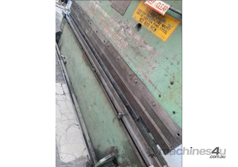 caption Press Brake Folder