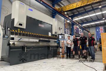 7 Axis CNC Pressbrake - Fully Optioned Energy Efficient Pressbrake. 4000mm x 175Ton, 7 Axis Delem DA