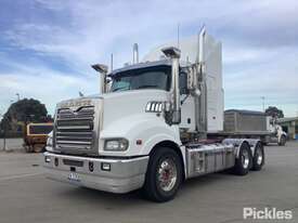 2016 Mack Trident - picture0' - Click to enlarge