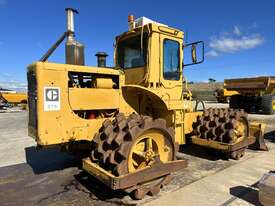 1980 Caterpillar 815 Compactor  - picture0' - Click to enlarge