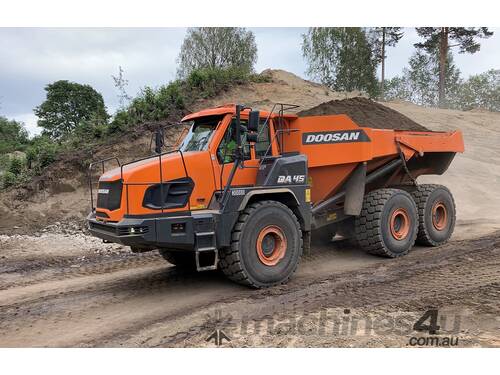 Doosan DA45 Articulated Dump Truck for Heavy-Duty Transport and Construction