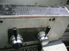 Guangzhou 2000mm x 560mm Geared Head Lathe - picture1' - Click to enlarge