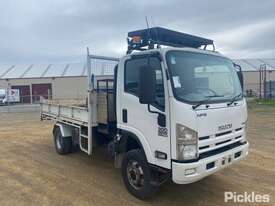 2014 Isuzu NPS300 - picture0' - Click to enlarge